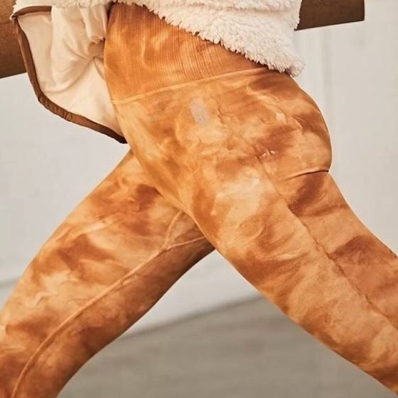 FP Movement Good Karma Tie Dye Leggings NWOT** - Picture 5 of 14